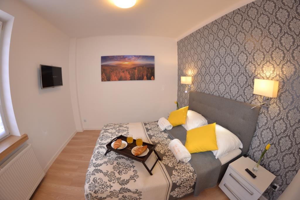 Apartment Center Platinum